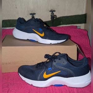 Nike  Sneakers